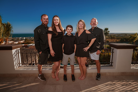 241230_Norris_Family_photoshoot_025