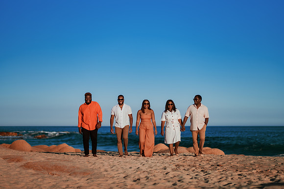 250207_Atekwana_Family_Photoshoot_027