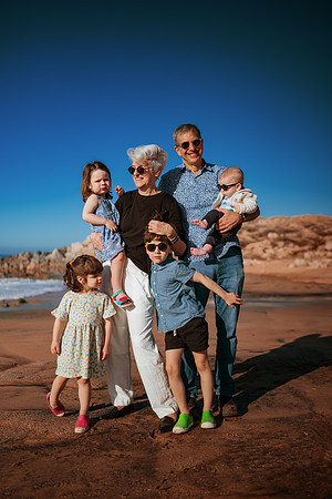 241230_Livingstones_Family_photoshoot_103