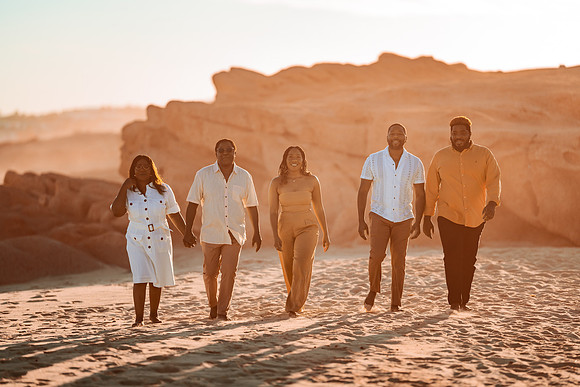 250207_Atekwana_Family_Photoshoot_003