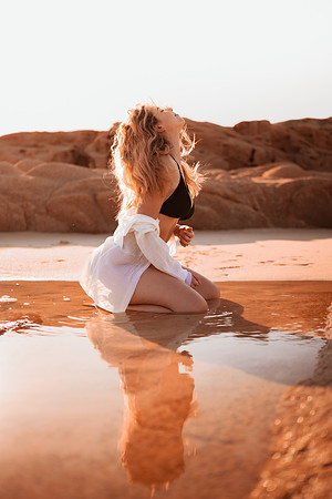 240722_Estef_Jauregui_Beach_Photoshoot_108
