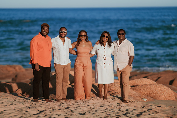 250207_Atekwana_Family_Photoshoot_017