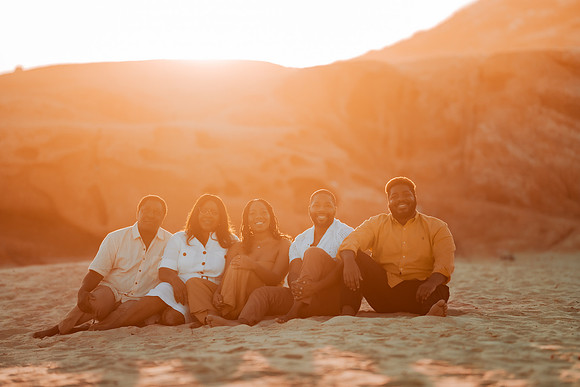 250207_Atekwana_Family_Photoshoot_046