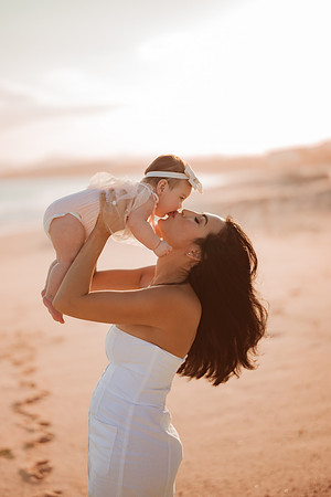 240924_Victorias_6MO_Shoot_105