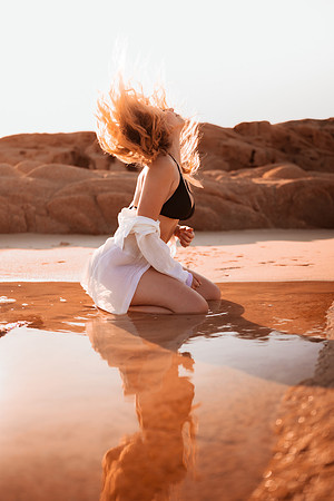 240722_Estef_Jauregui_Beach_Photoshoot_107