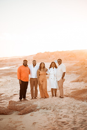250207_Atekwana_Family_Photoshoot_154