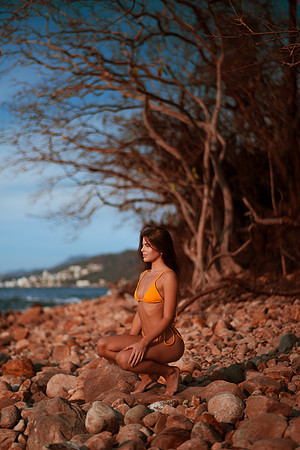 250324_Dakota_Vallarta_Photoshoot_015