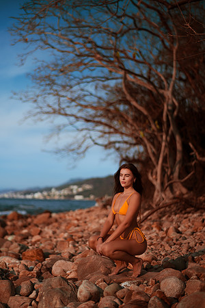 250324_Dakota_Vallarta_Photoshoot_012