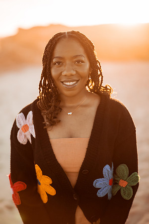 250207_Atekwana_Family_Photoshoot_098