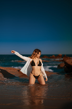 240722_Estef_Jauregui_Beach_Photoshoot_136