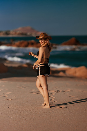 240722_Estef_Jauregui_Beach_Photoshoot_155