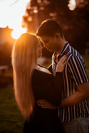 241206_Lena_And_Richard_Engagement_Balboa_022