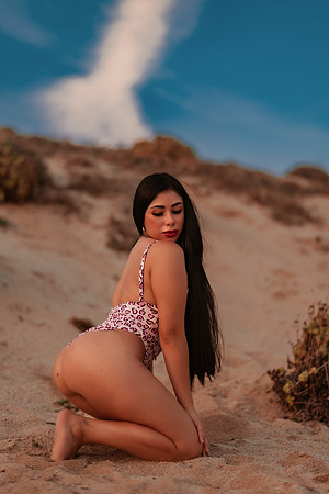 250820_250821_Alejandra_Rojas_Photoshoot_152