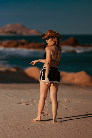 240722_Estef_Jauregui_Beach_Photoshoot_154