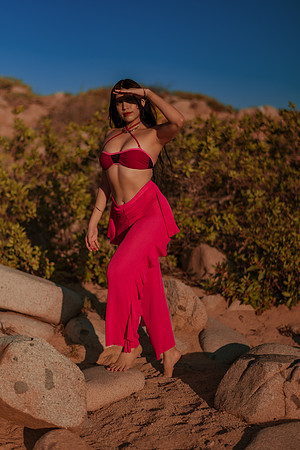 241011_Jaqueline_Lagunas_Photoshoot_092