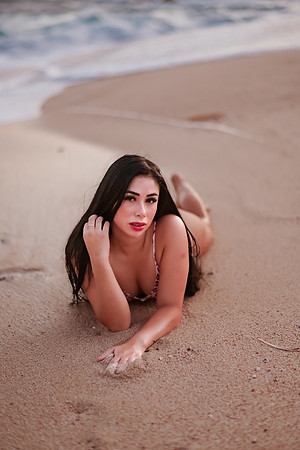 250820_250821_Alejandra_Rojas_Photoshoot_196