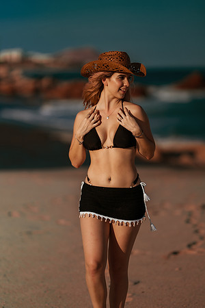 240722_Estef_Jauregui_Beach_Photoshoot_160