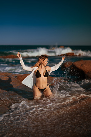 240722_Estef_Jauregui_Beach_Photoshoot_144
