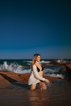 240722_Estef_Jauregui_Beach_Photoshoot_142