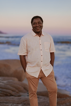 250207_Atekwana_Family_Photoshoot_191