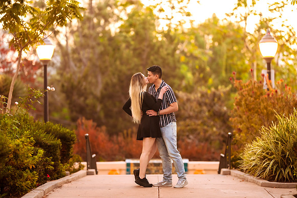 241206_Lena_And_Richard_Engagement_Balboa_076